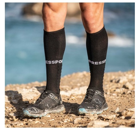Compressport Full Socks Run Uni Socks Zwart