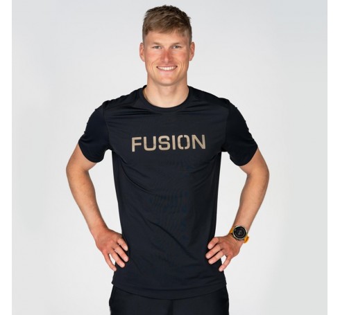 Fusion M C3 Recharge T-Shirt Heren Shirts & Tops Zwart