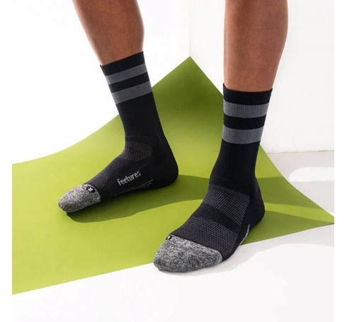 Feetures Elite Light Cushion Mini Crew Uni Socks Zwart