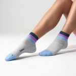 Feetures Elite Light Cushion Quarter Uni Socks Gray