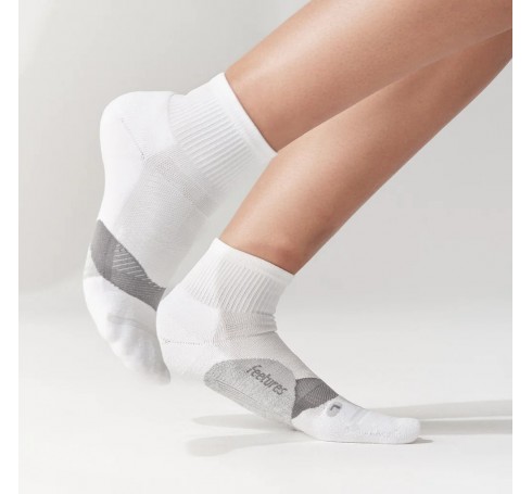 Feetures Elite Light Cushion Quarter Uni Socks White